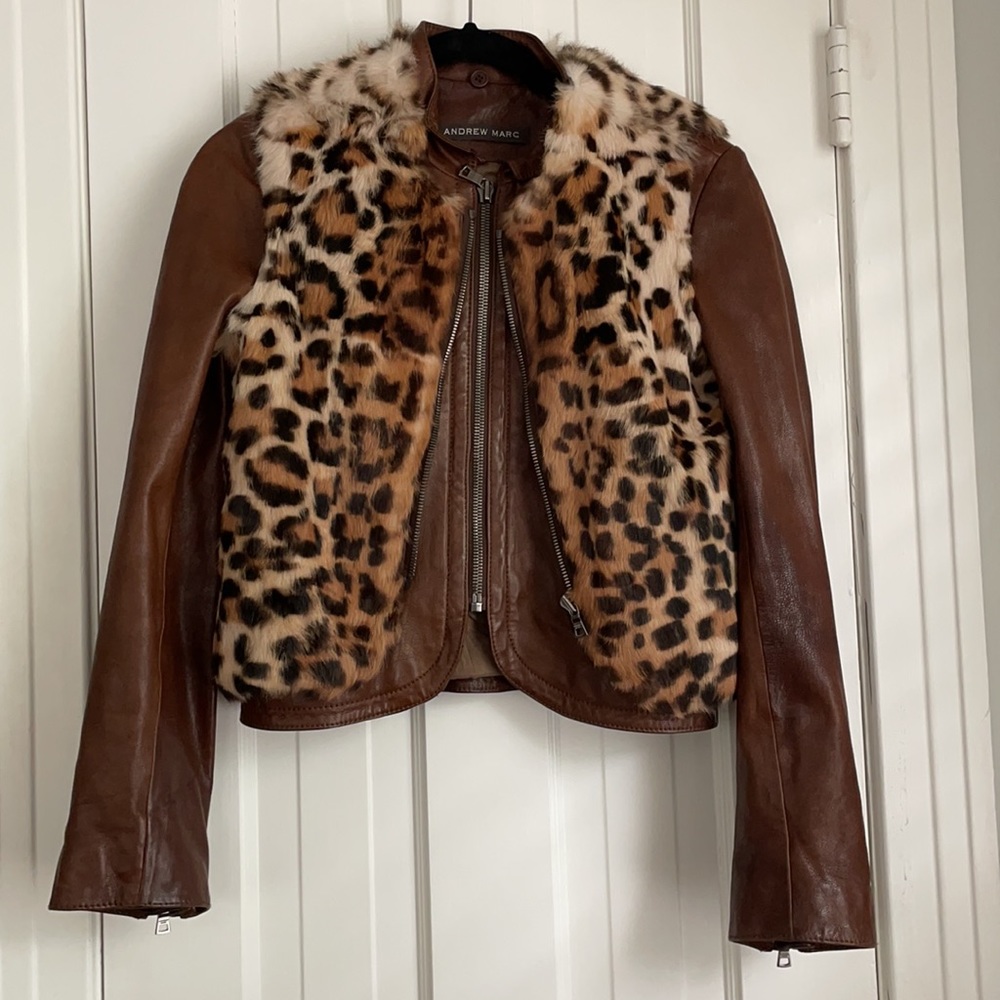 Size SMALL Brown leather Andrew Marc jacket with accompanying leopard vest.
